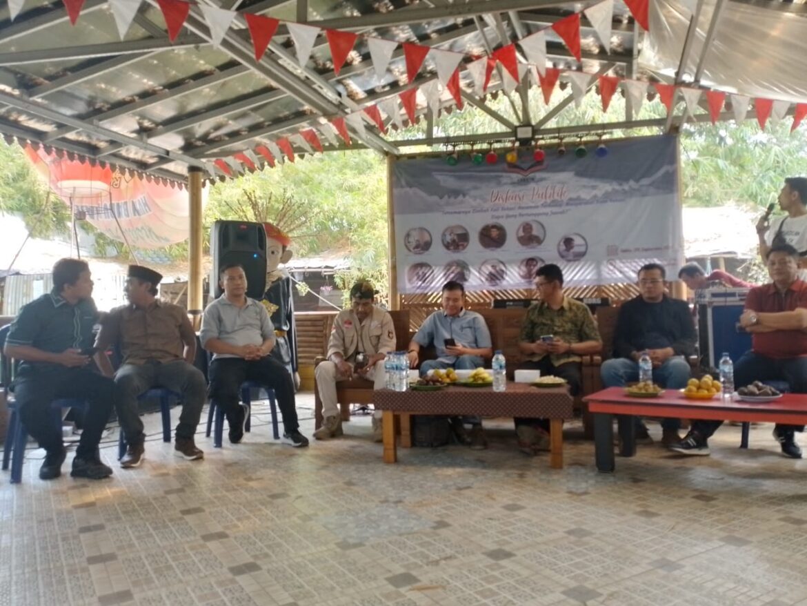 Forum Komunikasi Intelektual Muda Mengadakan Kegiatan Diskusi Dengan Tema Tercemarnya Limbah Kali Bekasi Ancaman Terhadap Kota Bekasi, Siapa Yang Bertanggungjawab?