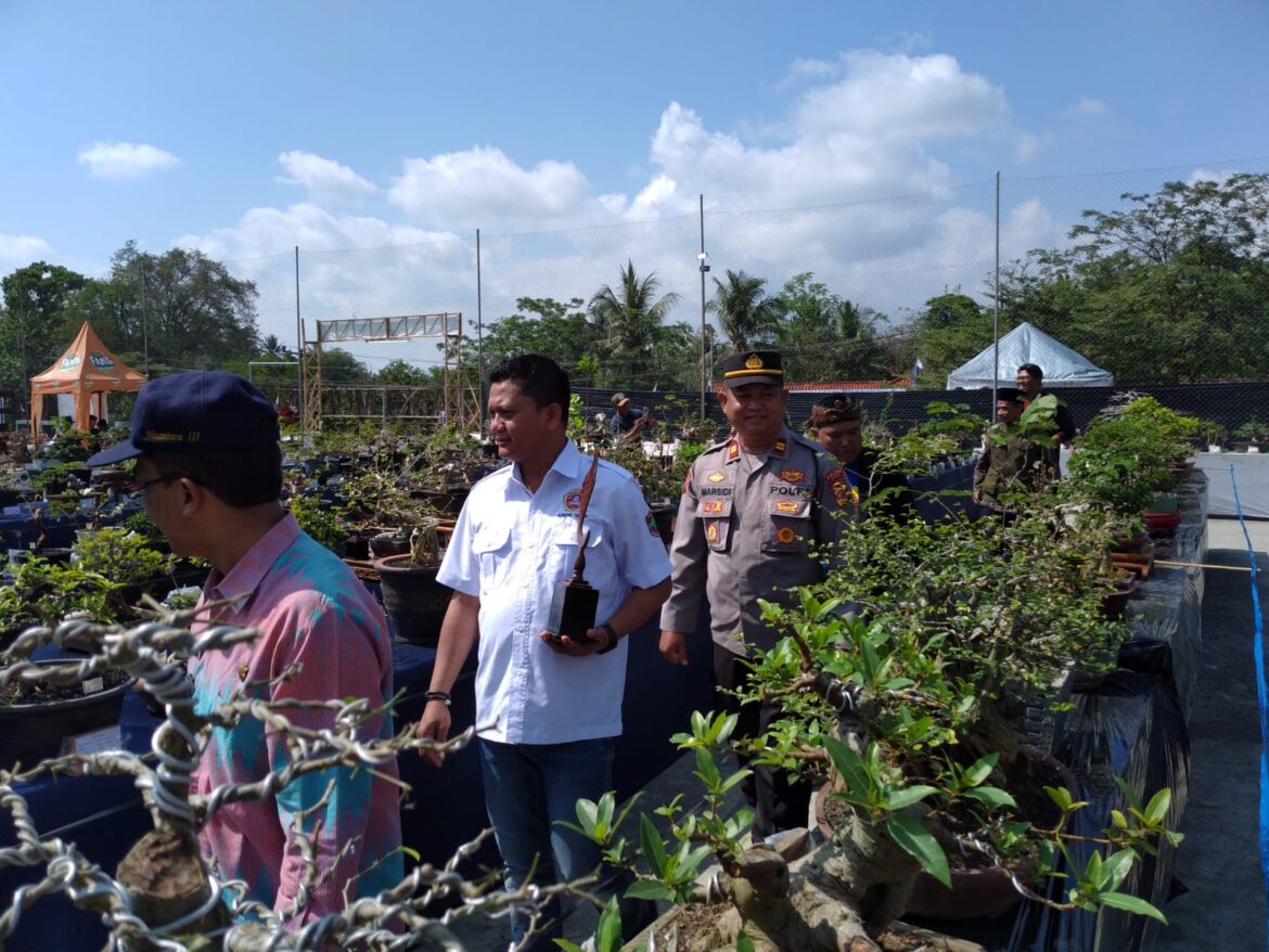 Polsek Cimaragas Polres Ciamis Monitoring Kontes Bonsai di Desa Beber