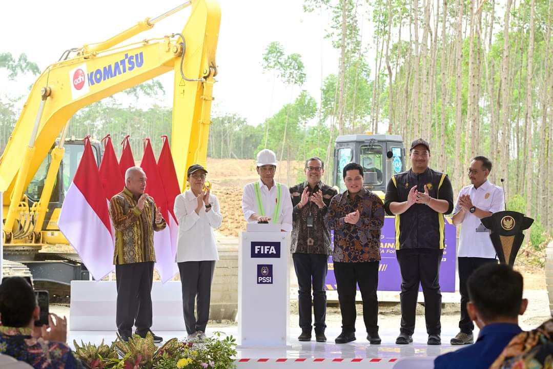 Presiden Jokowi Apresiasi Dukungan FIFA pada Pusat Pelatihan Nasional di IKN