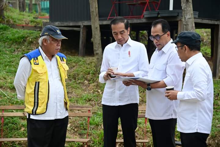 Presiden Jokowi Lanjutkan Kunjungan Hari Ketiga di IKN