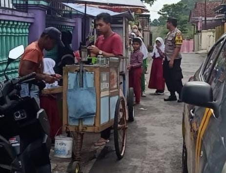 Polsek Cikoneng Partroli KRYD Antisipasi Gangguan Kamtibmas