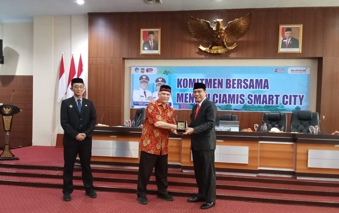 Sekda Kabupaten Ciamis Lakukan Penandatanganan Komitmen Bersama Menuju Ciamis Smart City