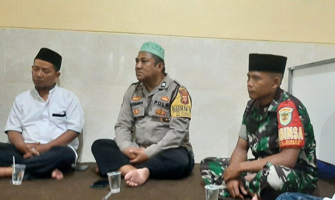 Polsek Cikoneng Polres Ciamis Hadiri Giat memperingati Maulid Nabi Muhammad SAW di Desa Cimari