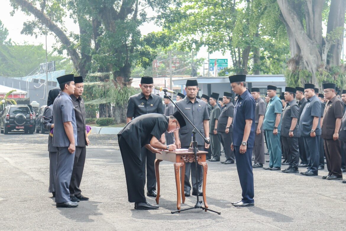 158 Pejabat Ciamis Dilantik dan Diambil Sumpah Jabatan, 3 Hal Pesan Bupati Herdiat
