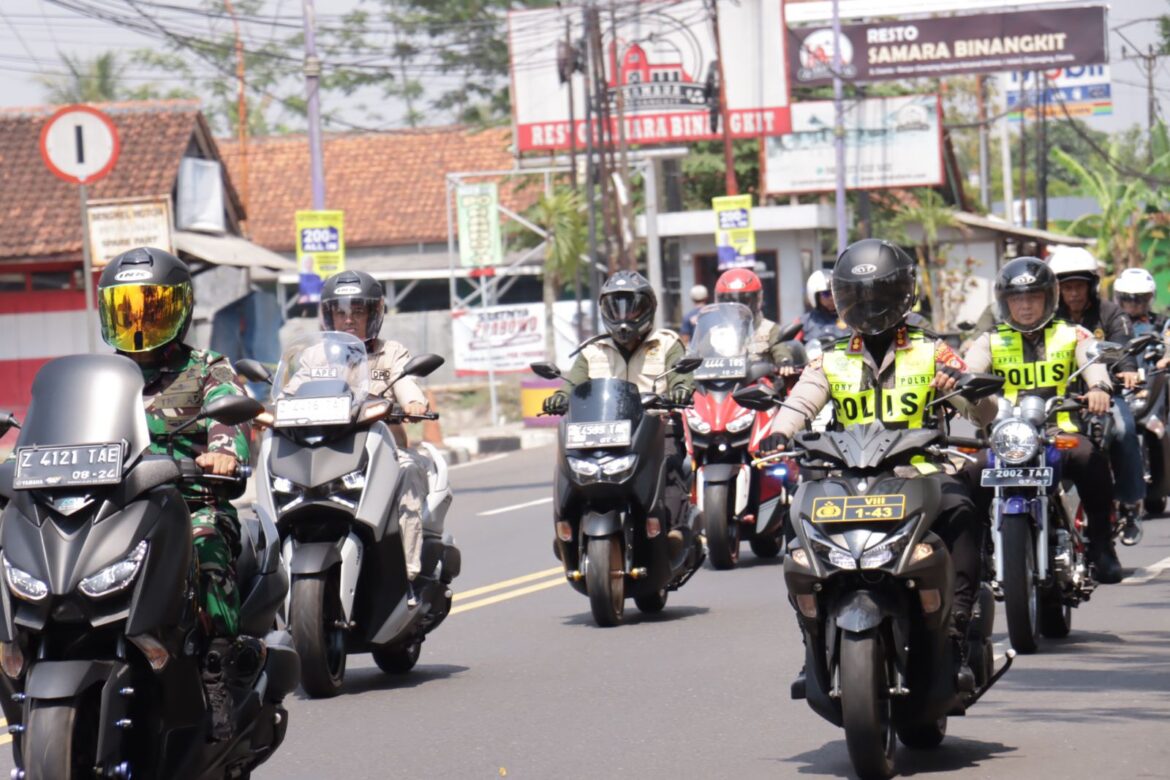 Hadapi Pemilu 2024, Patroli Skala Besar SinergitasTNI-Polri Cek TPS Terjauh