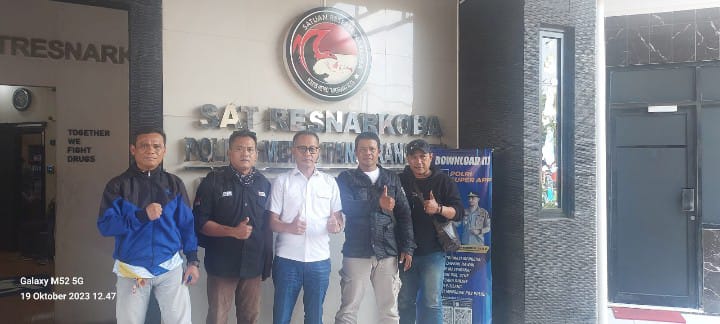 Ketua FWJ Indonesia Tangerang Kota Beserta Pengurus Silaturahmi ke Kasatres Narkoba Kompol Zazali SH.MH