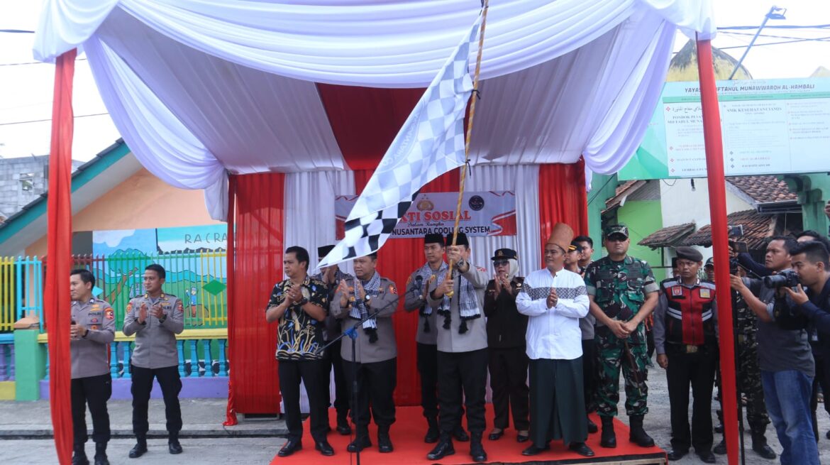 Kapolres Ciamis Dampingi KA Ops Nusantara Cooling System Lepas Ribuan Bantuan Bagi Masyarakat Ciamis