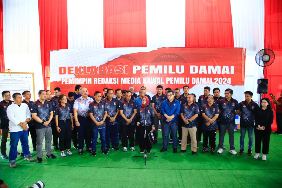 Kadiv Humas Polri Buka Pertandingan Menembak Pemimpin Redaksi
