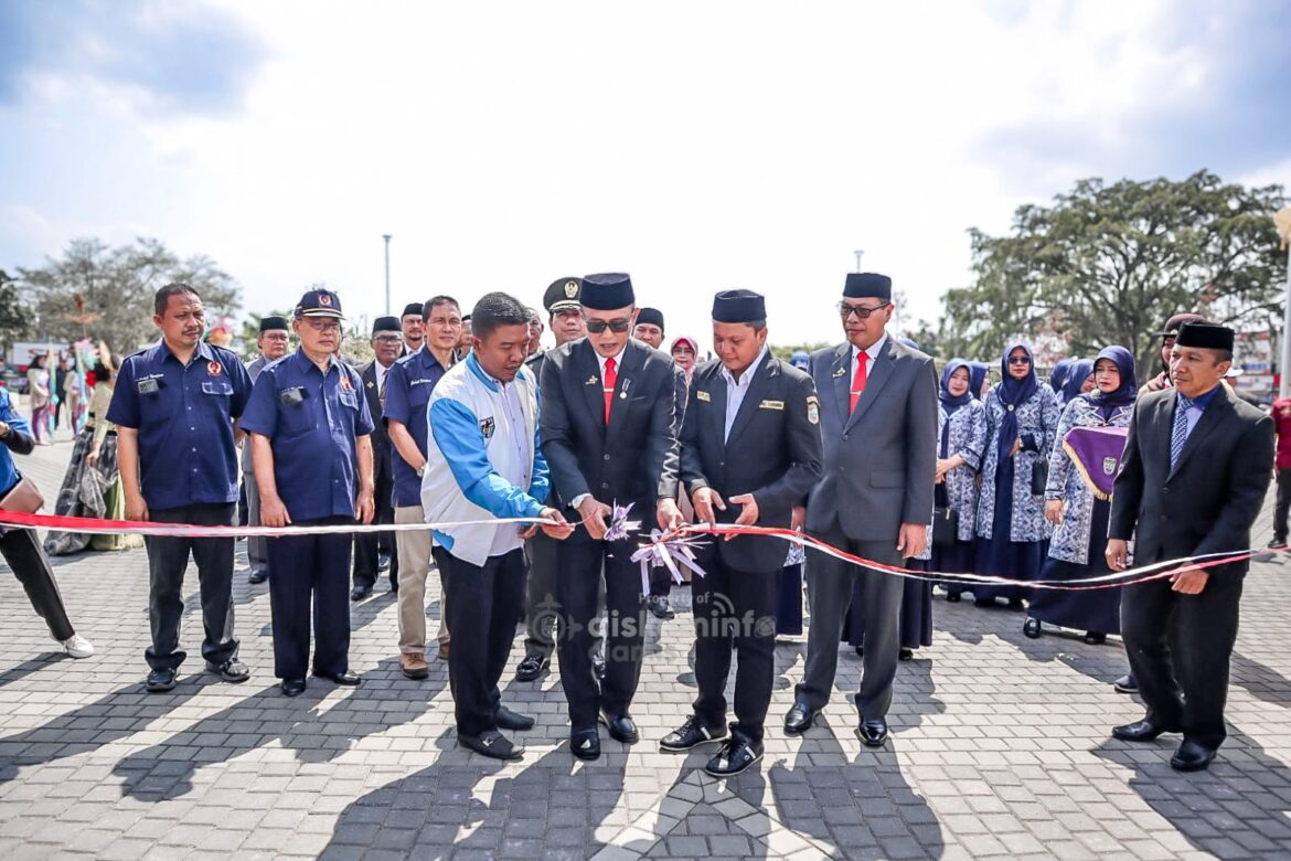 Semarak Peringatan Hari Sumpah Pemuda, Bupati Ciamis Buka Pameran Kepemudaan