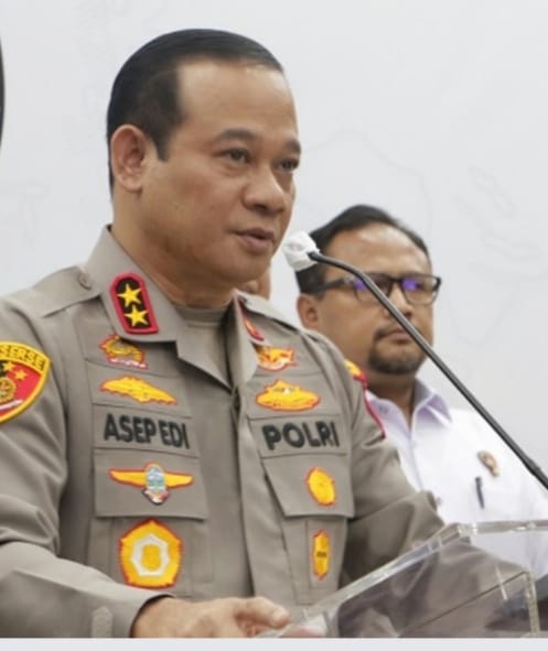 Irjen. Pol. Asep Edi Suheri, S.IK, M.Si Wakil Kepala Bareskrim Polri Sekaligus Kepala Operasi Nusantara Cooling System 2023 – 2028 Membuka Acara Pelantikan dan Deklarasi Pemilu Damai DPP GMPRI