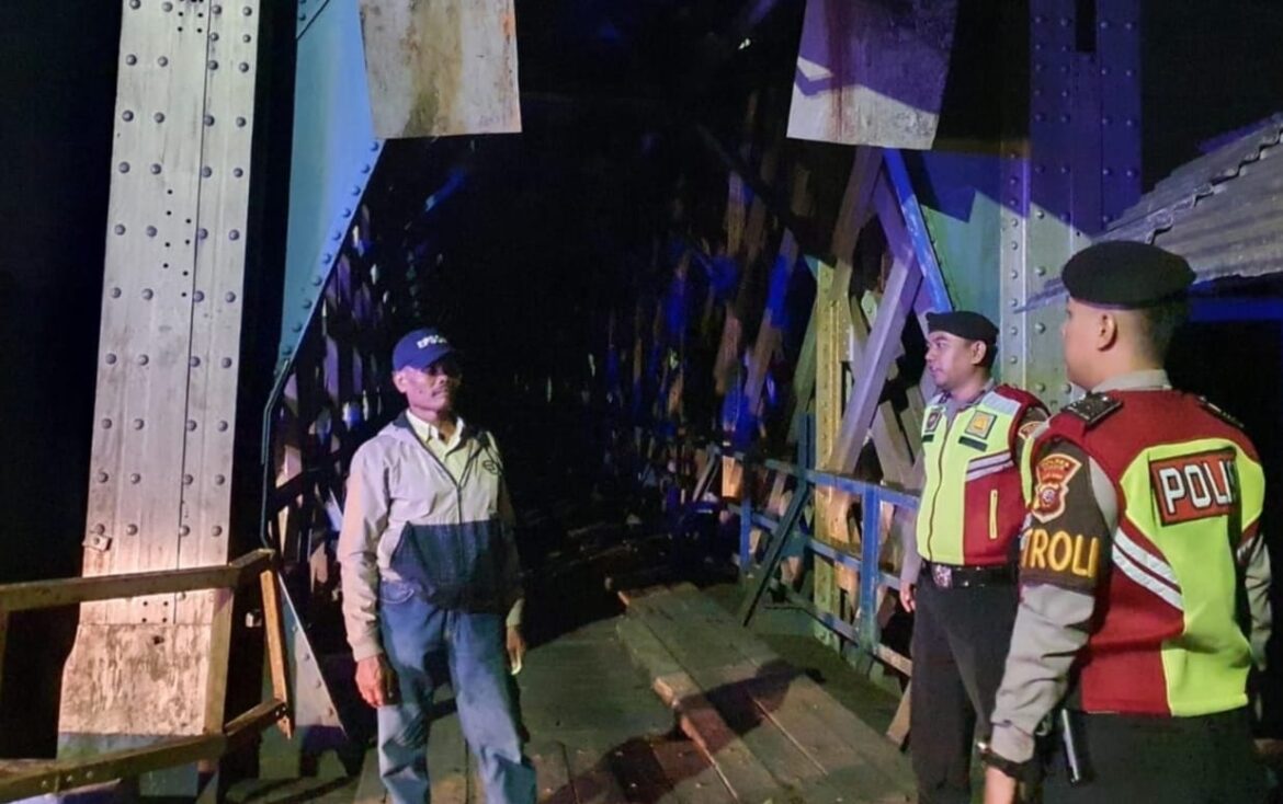 Pastikan Wilayah Tetap Kondusif, Personel Samapta Polres Ciamis Patroli Biru Sasar Dua Obvit di Pusat Kota Ciamis