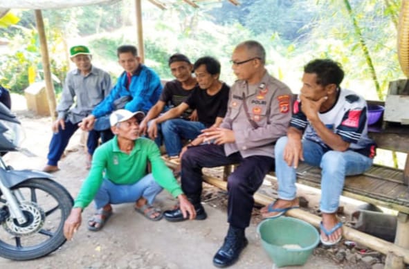 Cipta Kondisi Ops Mantap Brata Lodaya, Polsek Sukadana Giat Patroli di Daerah Rawan Kejahatan