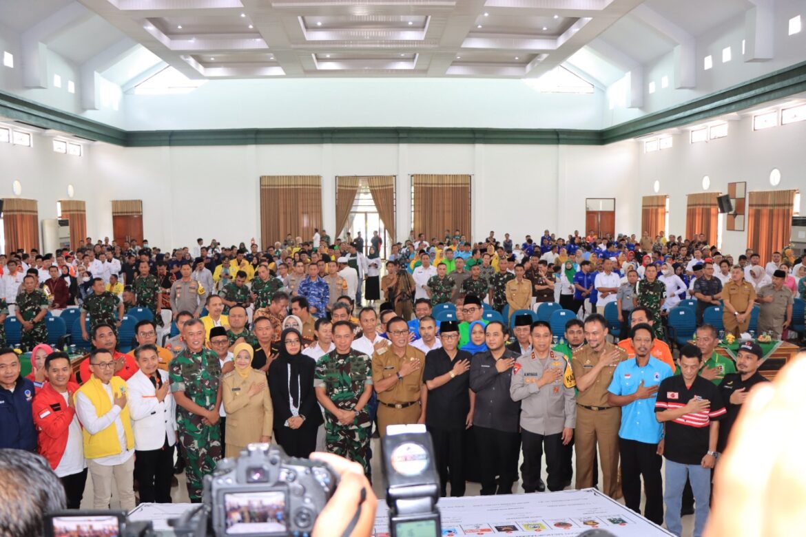Kapolres Tasikmalaya Kota Hadiri Deklarasi Serentak Pemilu Damai 2024 di Ciamis