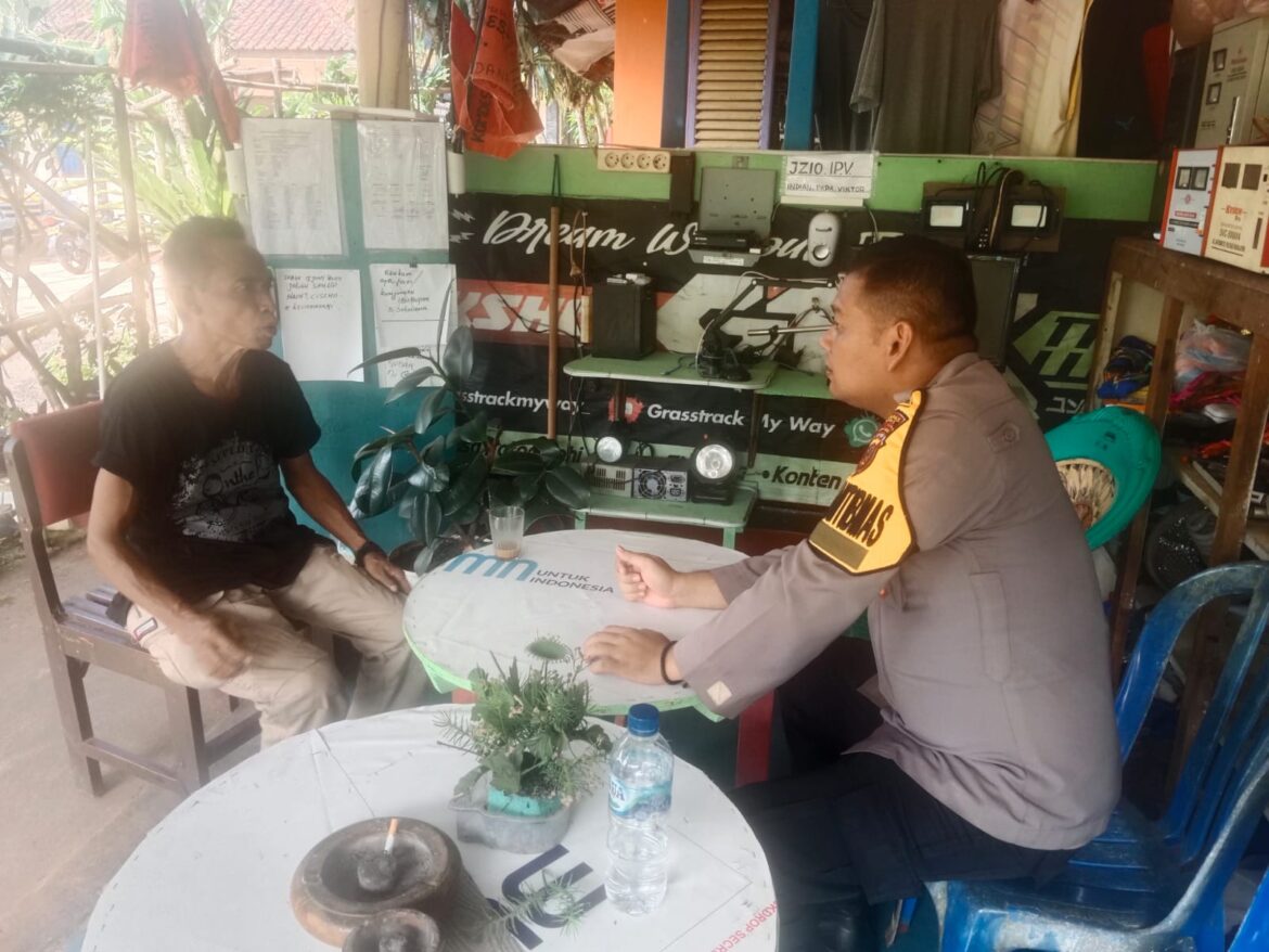 Ops Mantap Brata, Polsek Sukadana Polres Ciamis Datangi Warga Ds Bunter Beri Imbauan Kamtibmas