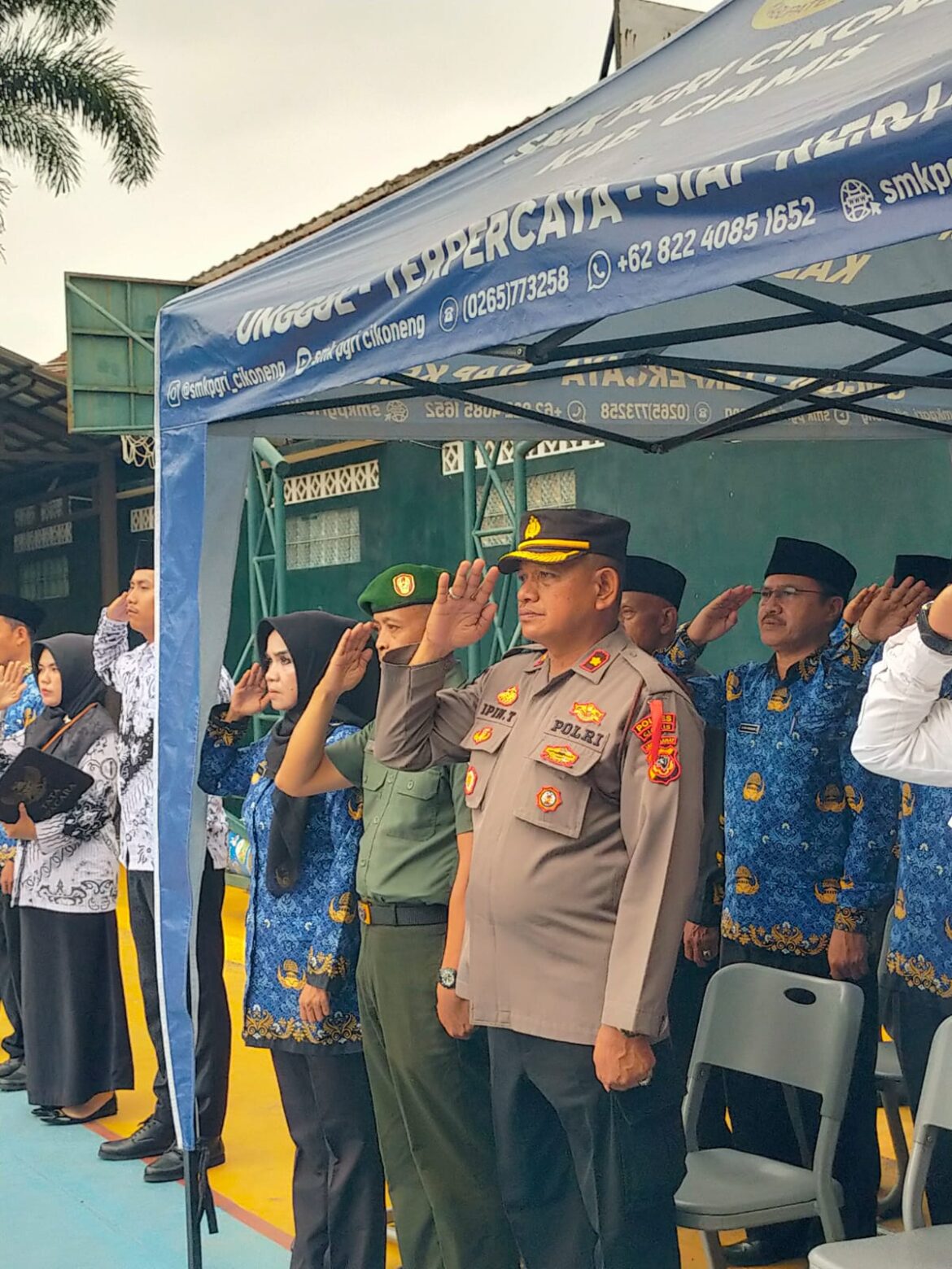 Polsek Cikoneng Hadiri Giat HUT KORPRI dan Hari Guru Nasional di Kampus SMK PGRI Cikoneng