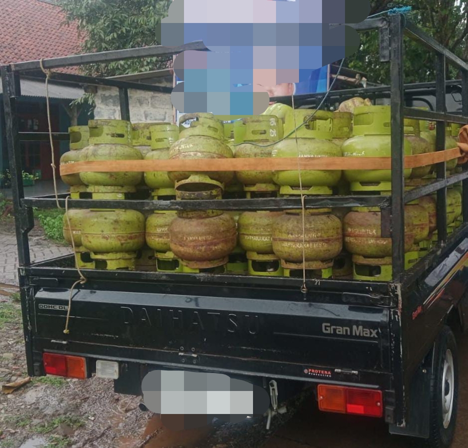 Diduga Mafia Gas Berulah Kembali, Tak Tanggung Tanggung Makam Kramat Jadi Tempat Pengoplosan