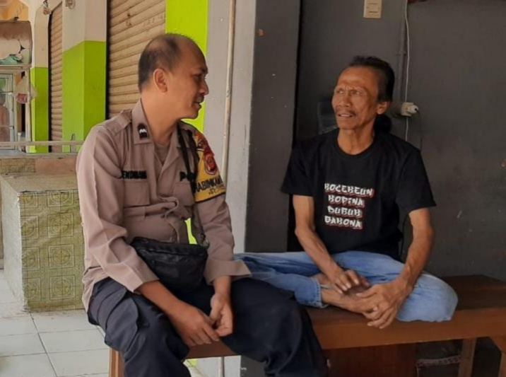 Polsek Cisaga Polres Ciamis Kunjungan Silaturahmi kepada Warga Dusun Cisagakota Desa Cisaga