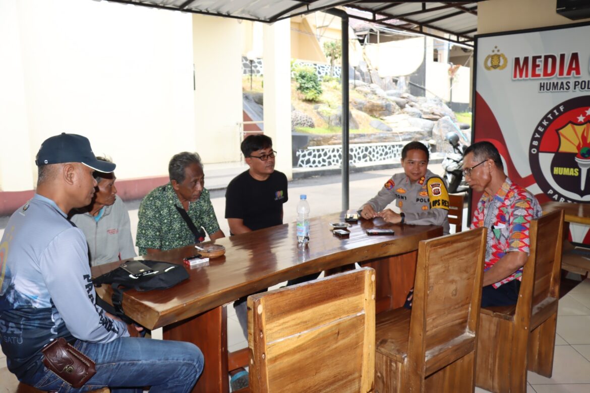 Kapolres Ciamis Ngobrol Bareng Warga Wujudkan Kondusifitas di Masyarakat