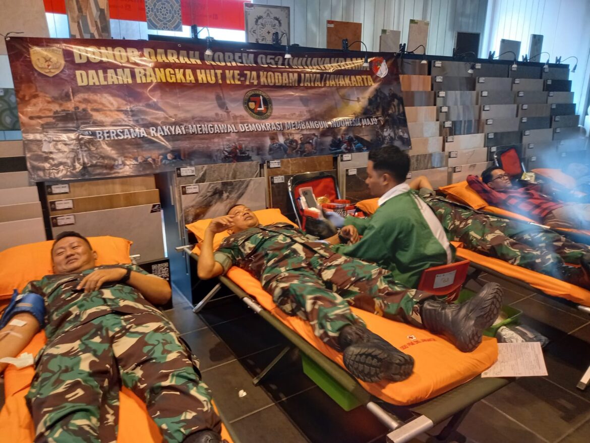 Peringati HUT ke-74 Kodam Jaya,Korem 052/Wkr gelar Donor Darah