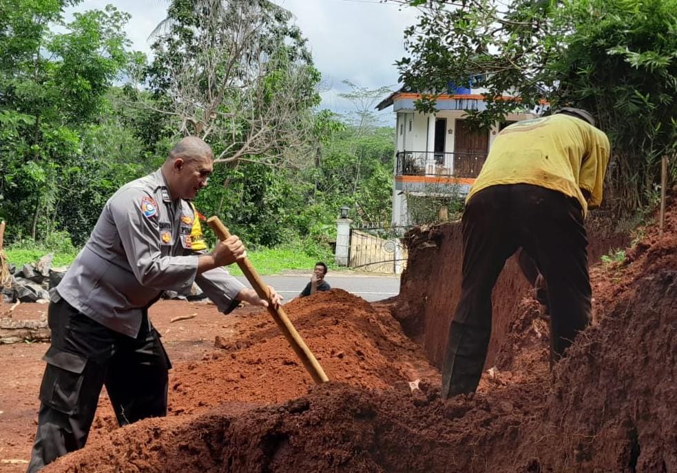 Polsek Sukadana Silaturahmi Kepada Warga Desa Sukadana
