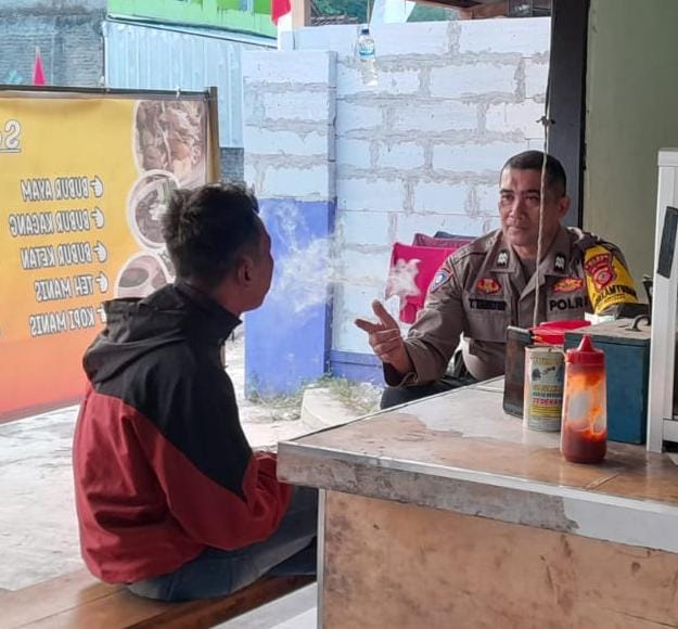 Ops Mantap Brata, Polsek Sukadana Polres Ciamis Patroli Dialogis ke Warga Sukamanah