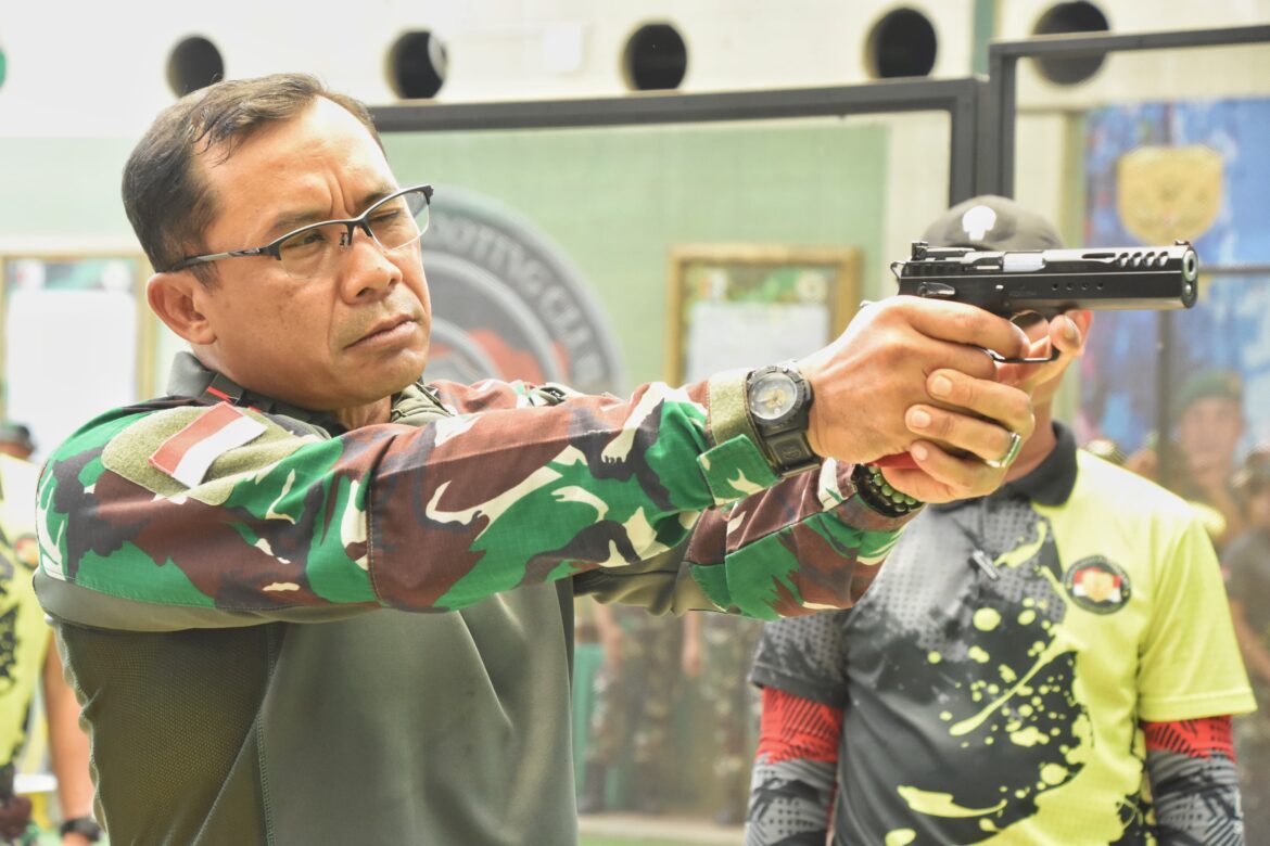 Lomba Tembak Pistol Eksibisi Eksekutif dan Falling Plate Dalam Rangka HUT Ke-74 Kodam Jaya Tahun 2023