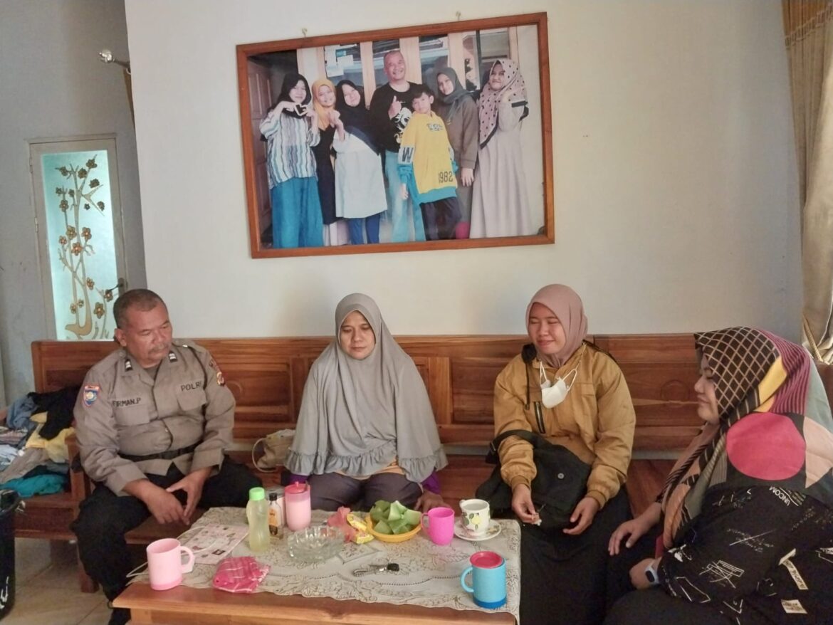 Ops Mantap Brata, Polsek Panumbangan Polres Ciamis Sambang Kamtibmas ke Warga Kaum