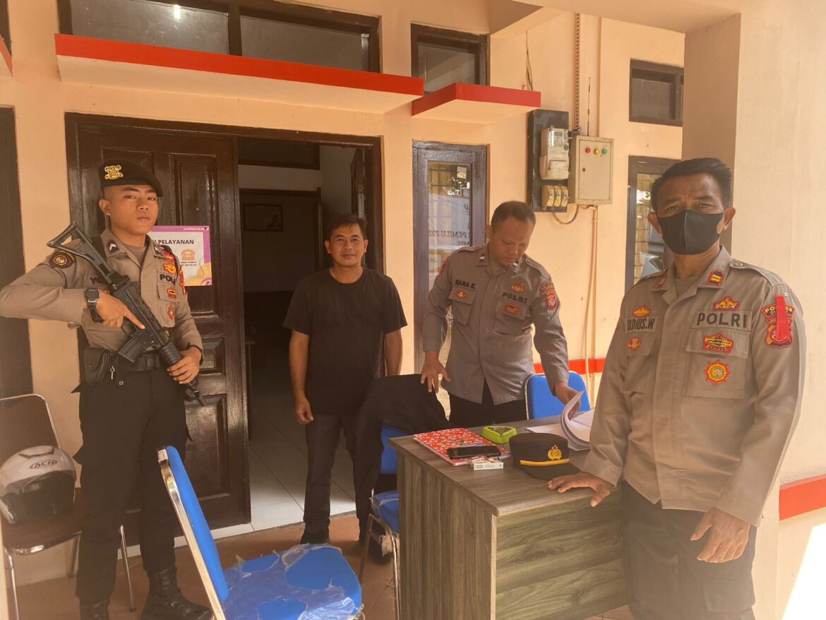 Ops Mantap Brata, Polres Ciamis Siagakan Personel PAM di Kantor Bawaslu Ciamis