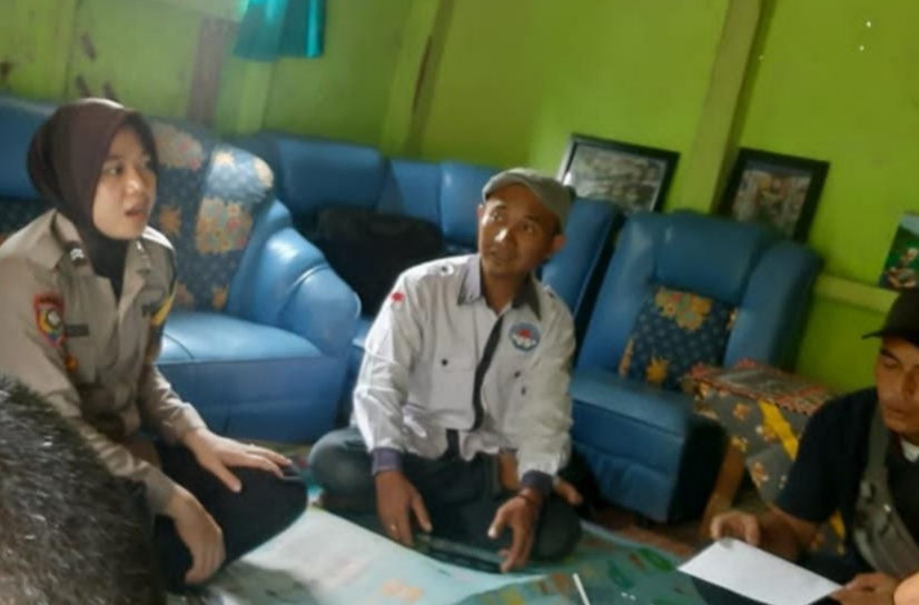 Antisipasi Gangguan Kamtibmas, Polsek Ciamis Kunjungan Silaturahmi kepada Warga Desa Saguling