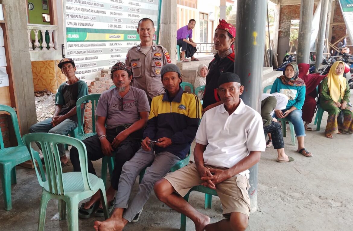 Antisipasi Gangguan Kamtibmas, Polsek Ciamis Kunjungan Silaturahmi Kepada Warga Desa Petirhilir