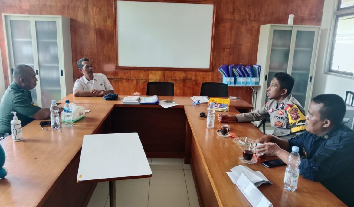 Gali Informasi, Polsek Lakbok Polres Ciamis Giat Kunjungan ke Puskesmas Sidaharja