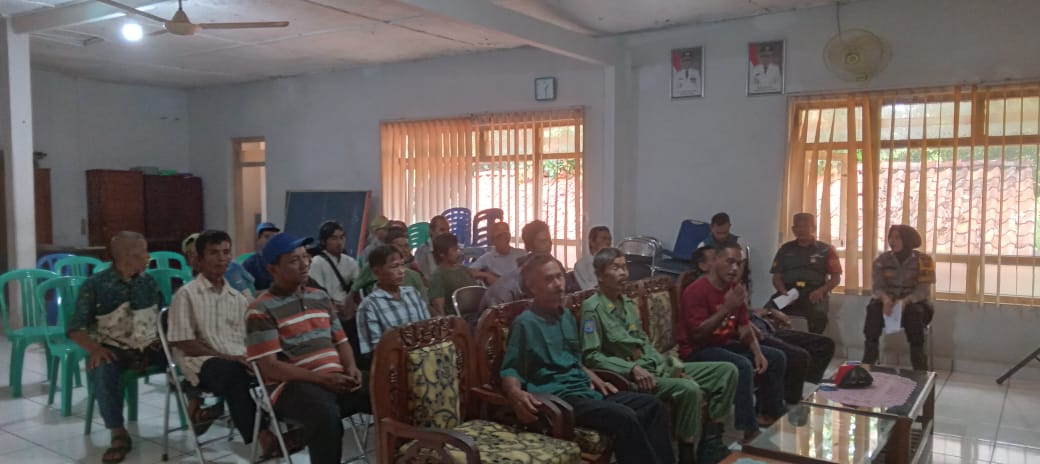 Ops Mantap Brata, Polsek Ciamis Polres Ciamis Beri Pembinaan Linmas Desa Saguling