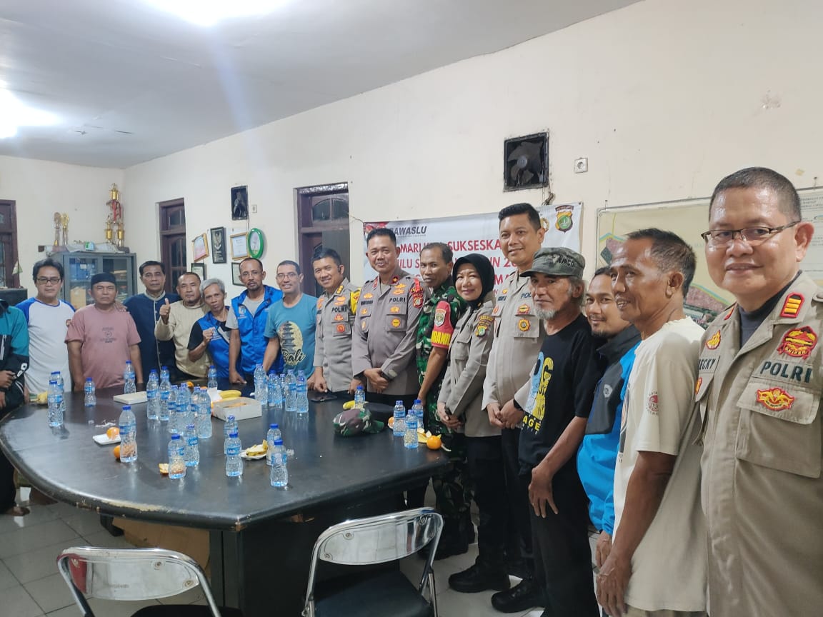 Irwasda Polda Metro Kunjungi SatKamling Sekretariat di wilayah Jakarta Selatan