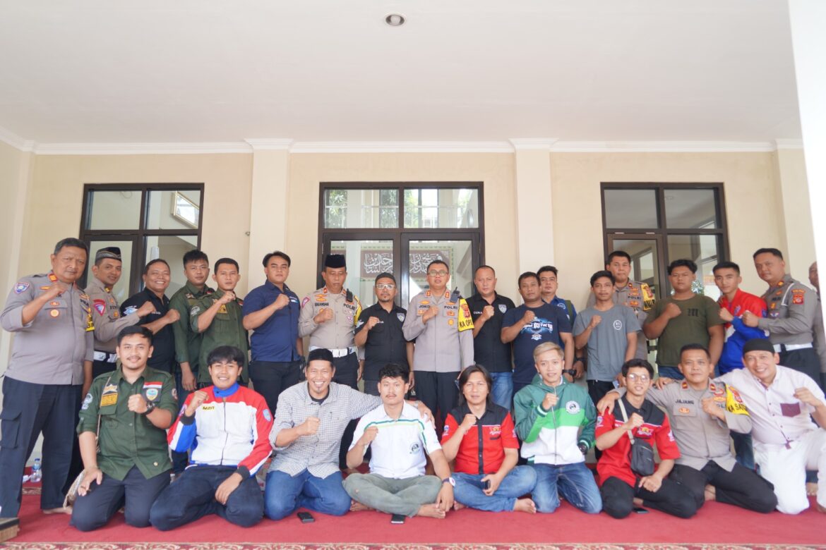 Jumat Curhat Kapolres Tasikmalaya Kota dengan IMI dan Perwakilan Komunitas Motor Tasikmalaya