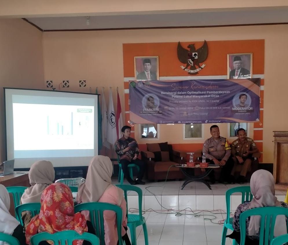 Polsek Sukadana Polres Ciamis Hadiri Seminar Kewirausahaan Mahasiswa KKN Unsil di Desa Ciparigi