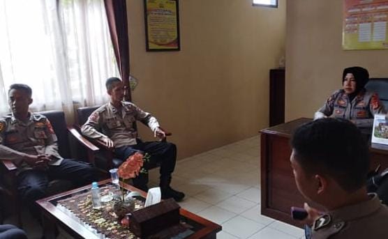 Kapolsek Rajadesa Polres Ciamis Beri Arahan ke Anggota Kesiapan Hadapi Pemilu 2024