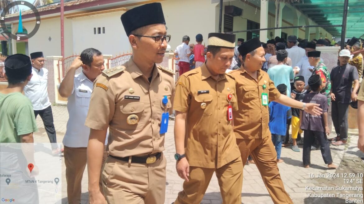 Bersama Rombongan PJ Bupati Tangerang, Sambang Duka dan Takziah ke Kediaman Almarhumah Kades Sukamulya