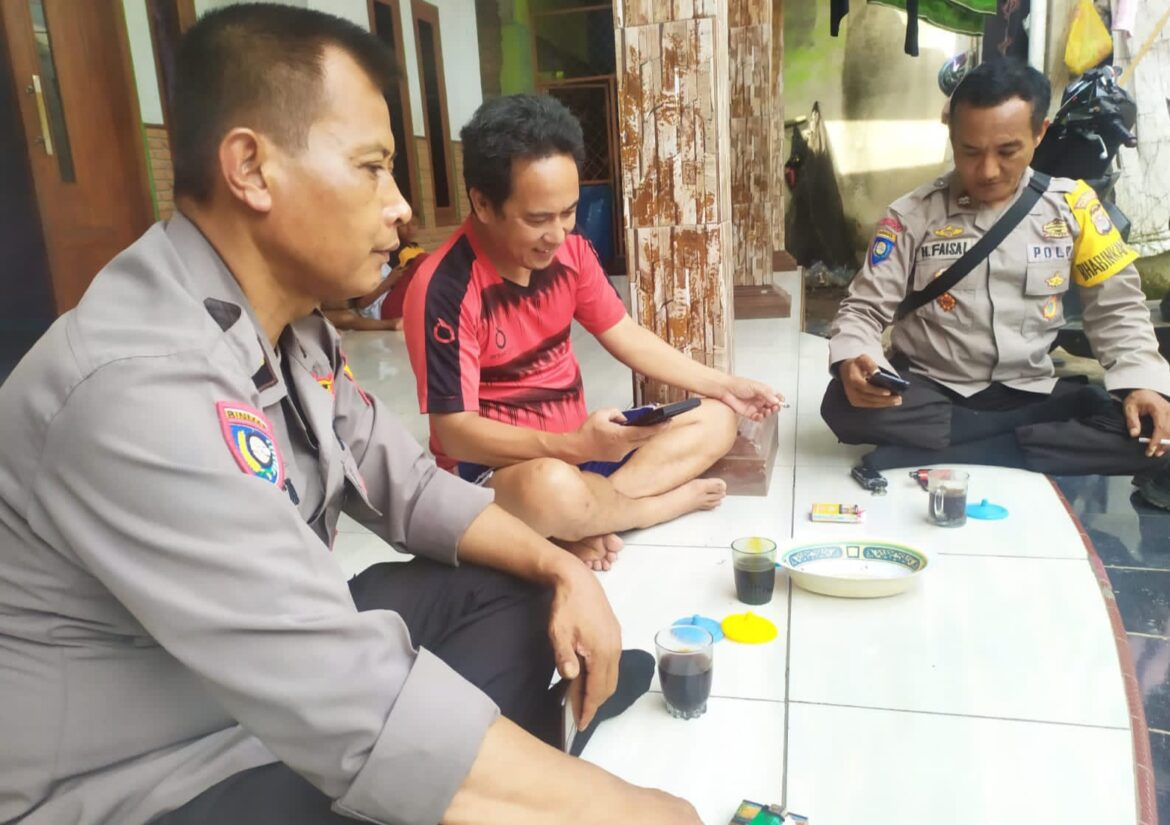 Polsek Kresek lakukan Sambang DDS di Desa, Sebagai Bentuk Upaya Menjalin Sinergitas dengan Masyarakat