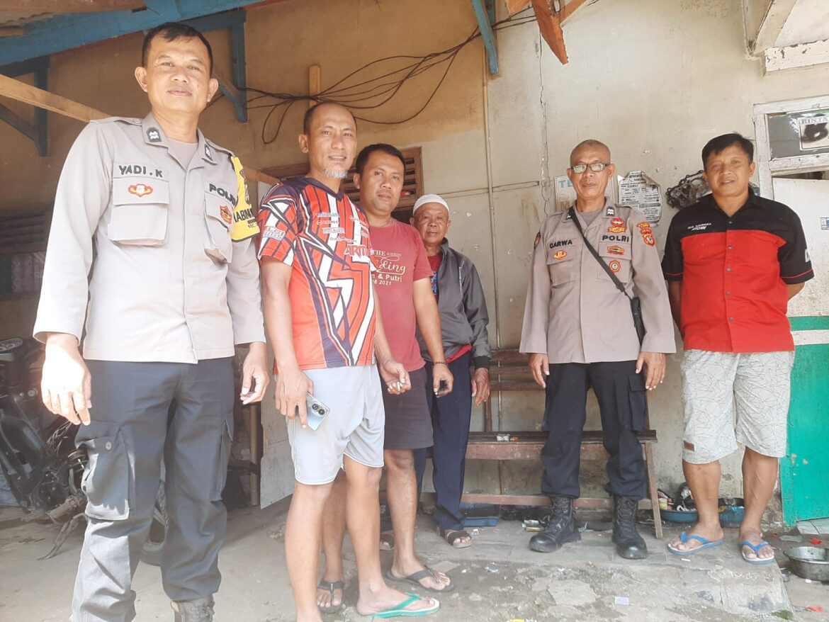 Antisipasi Gangguan Kamtibmas, Polsek Sukadana Kunjungan Silaturahmi kepada Warga Desa Margajaya