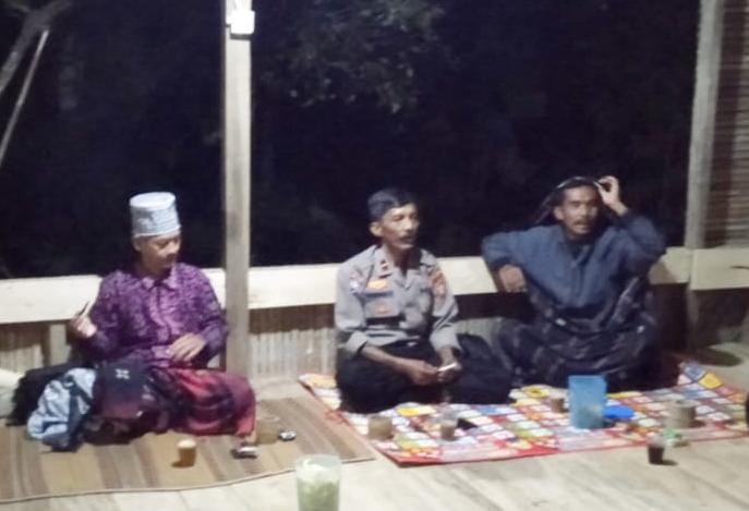Ops Mantap Brata, Polsek Cikoneng Polres Ciamis Patroli Dialogis ke Warga Tugu Sukasenang
