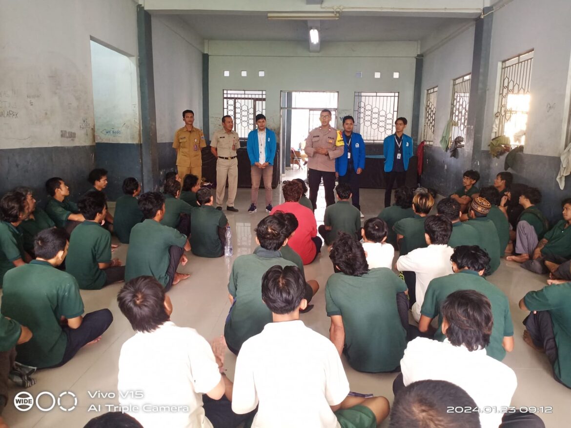 Bhabinkamtibmas Aiptu Suratmin Berikan Pembinaan Hukum dan Kesadaran Kepada Warga Binaan Panti Sosial Bina Insan Bangun Daya Satu Kedoya