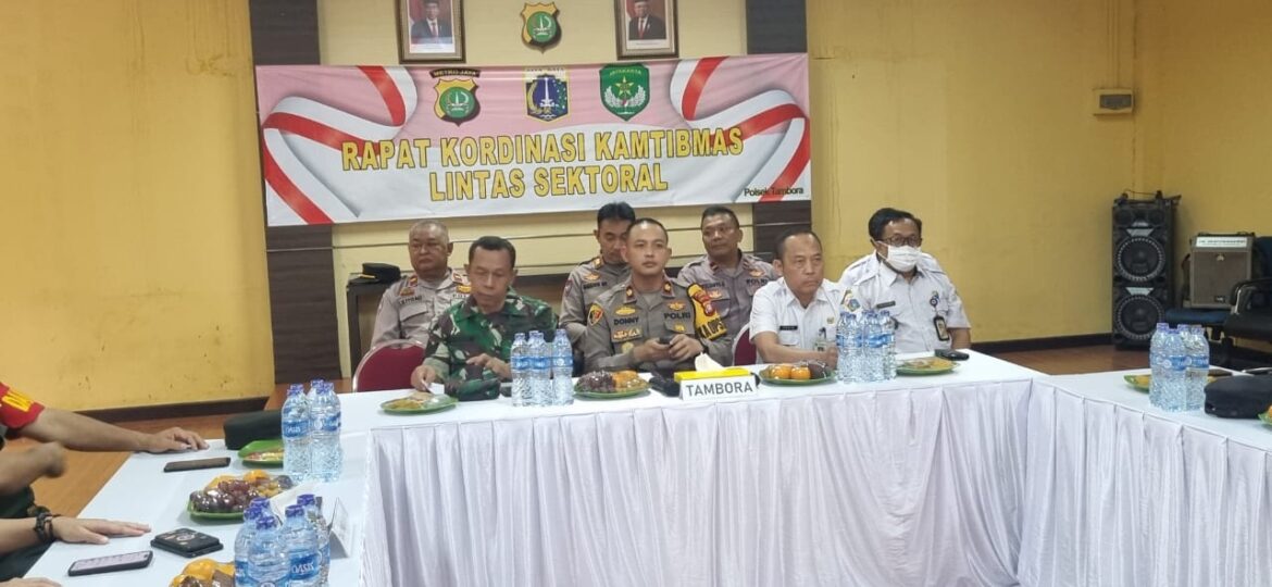 Polsek Tanjung Duren Gelar Rapat Kordinasi Lintas Sektoral untuk Atasi Maraknya Aksi Tawuran di Perbatasan Wilayah