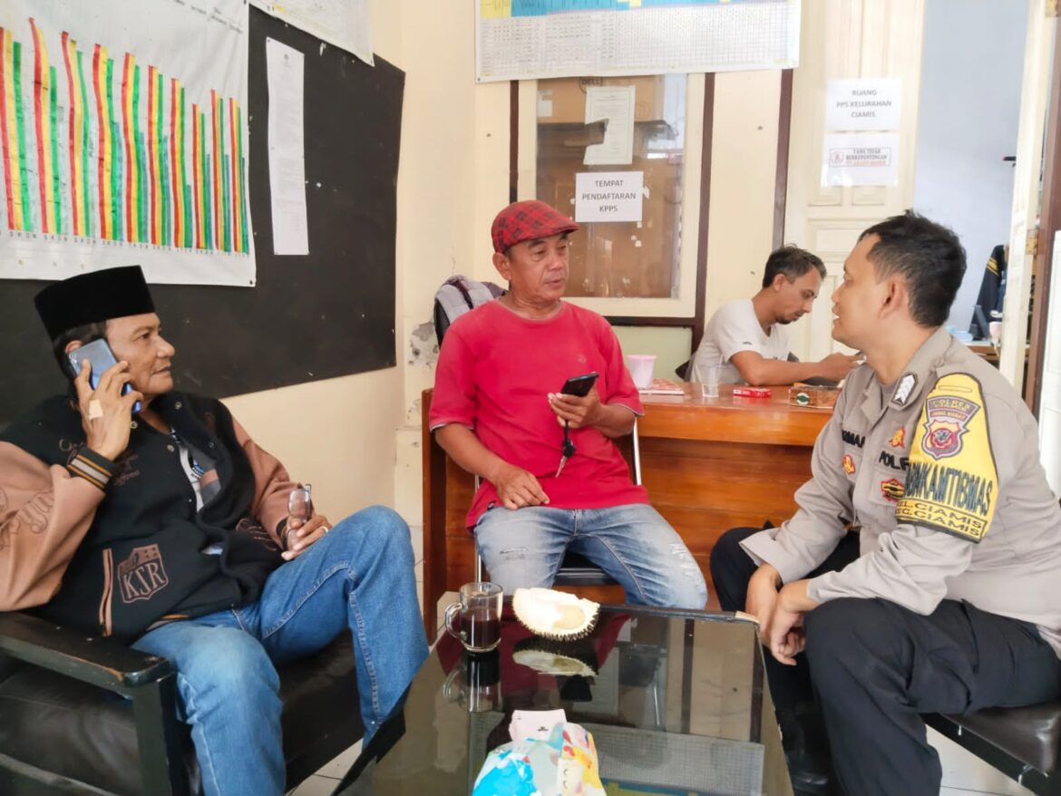 Ops Mantap Brata, Polsek Ciamis Polres Ciamis Patroli Dialogis ke Warga di Imbanagara