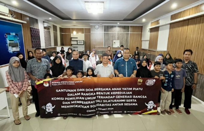 Bentuk Kepedulian Kepada Sesama KPU Ciamis Santuni Anak Yatim