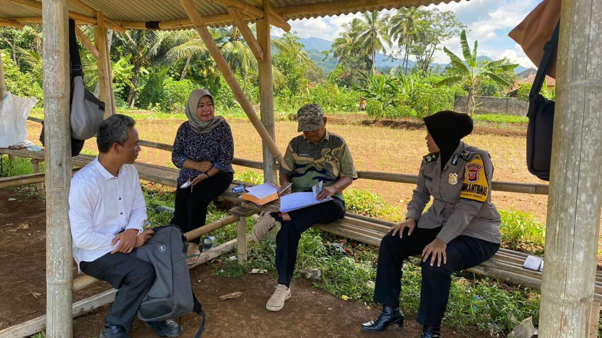 Ops Mantap Brata, Polsek Ciamis Polres Ciamis Patroli Dialogis ke Dusun Cirahab