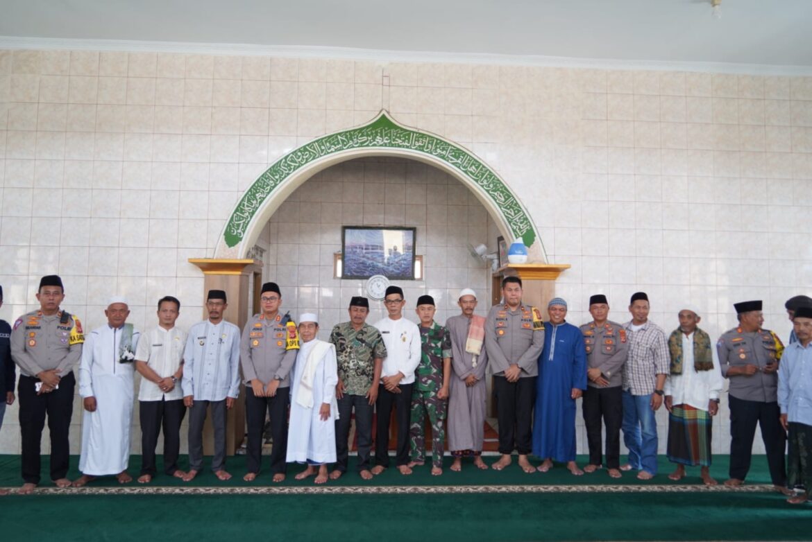 Jumat Curhat Kapolres Tasikmalaya Kota Dengan DKM Masjid Jami Miftahul Falah Rajapolah