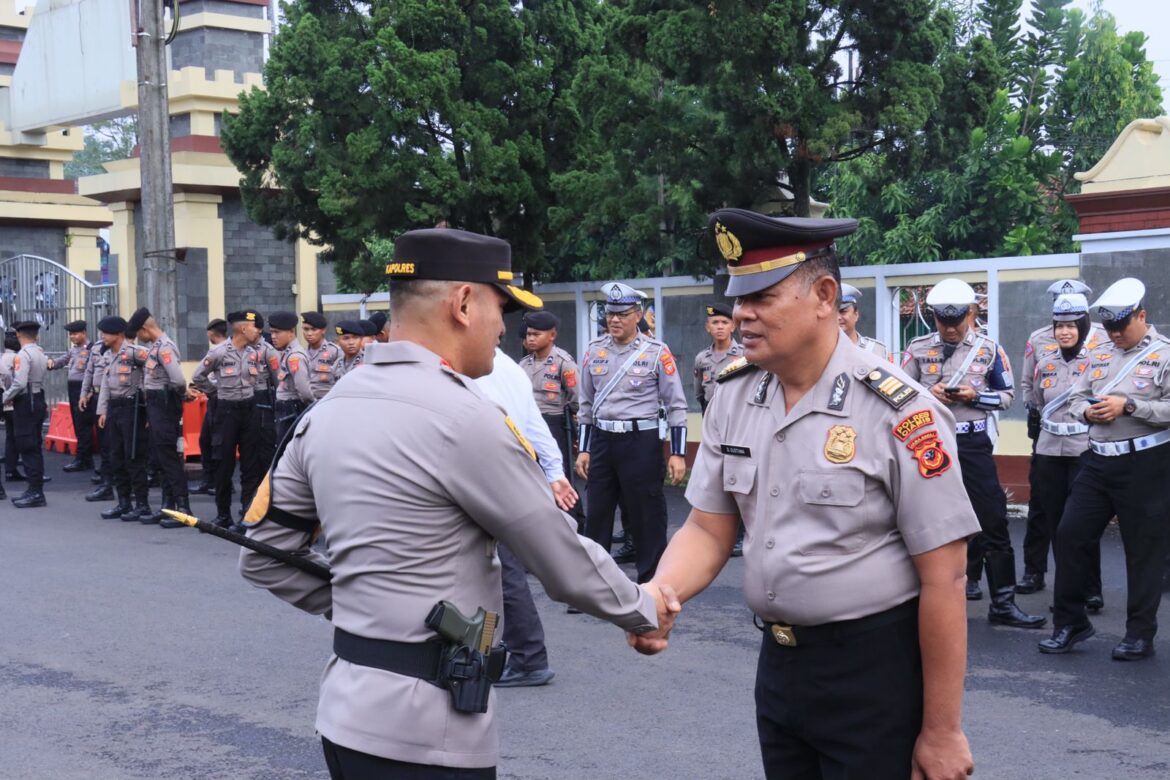 Kapolres Ciamis Pimpin Upacara Korps Raport Kenaikan Pangkat Anggota Polri