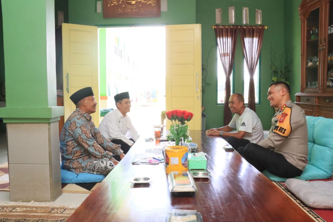 Kapolres Ciamis Polda Jabar Silaturahmi Bersama Ketua PCNU Kab. Ciamis
