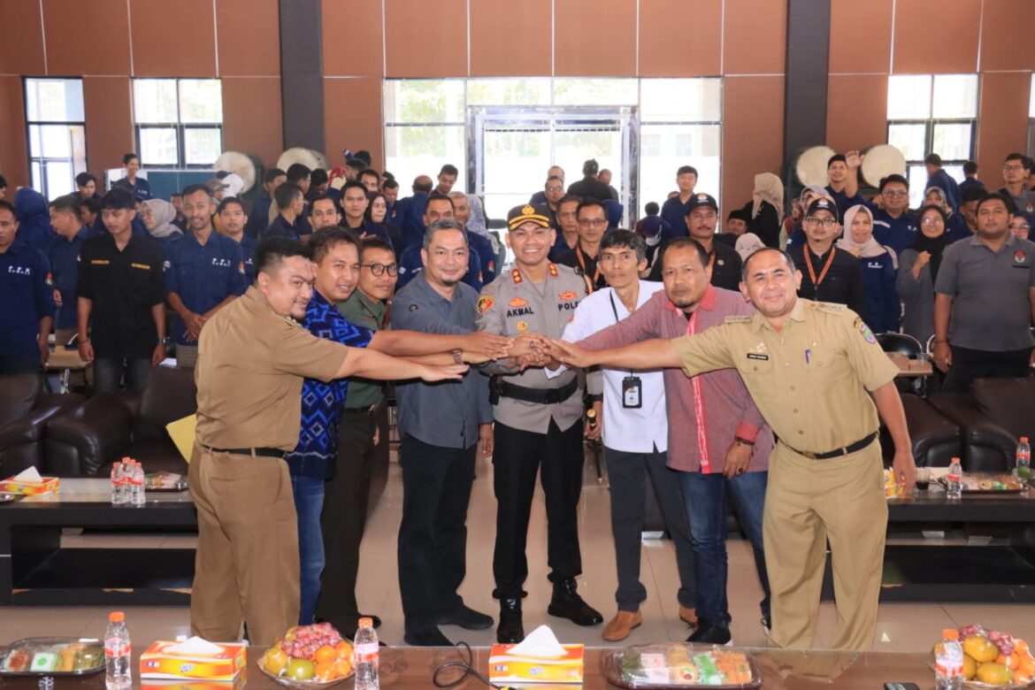 Kapolres Ciamis Hadiri Rakor Pengelolaan Logistik Pemilu 2024 Bersama PPK se-Kabupaten Ciamis