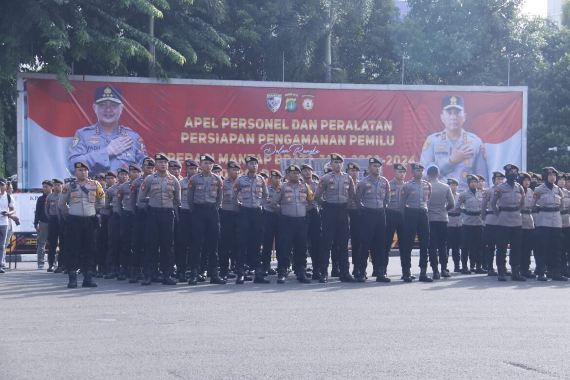 Polda Metro Jaya Gelar Apel Personel dan Peralatan Dalam Rangka Persiapan Pengamanan Pemilu 2024